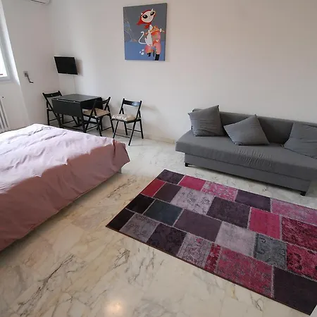 Locazione Turistica Corso Lodi Apartamento Milão
